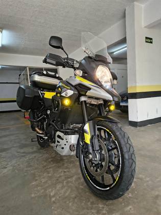 SUZUKI V-STROM 1000 ABS SUZUKI V-STROM 1000 ABS